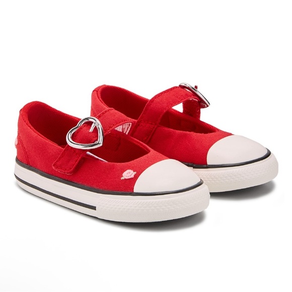 Converse Toddlers Little Kids Various Sizes Red Sneakers with Hearts NEW IN BOX - Picture 4 of 8
